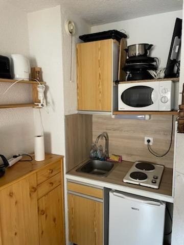 Studio Apartment Алос Екстериор снимка